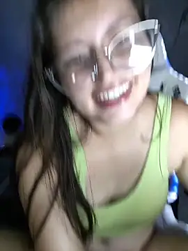 dani123unica online show from April 4, 2026, 11:28 am