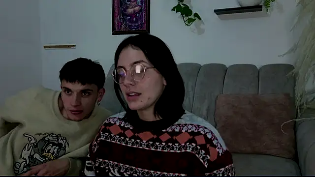 Snapshot of DeniseandDerek_time chatting on February 10, 2025, 5:14 am DeniseandDerek time online show from February 10, 2025, 5:14 am