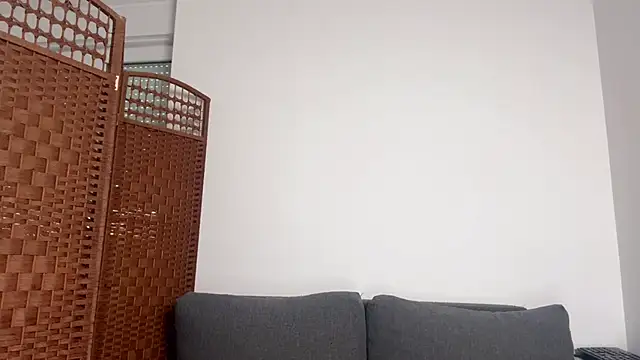 Snapshot of Caliiie-of chatting on November 18, 2025, 7:00 am Caliiie-of online show from November 18, 2025, 7:00 am