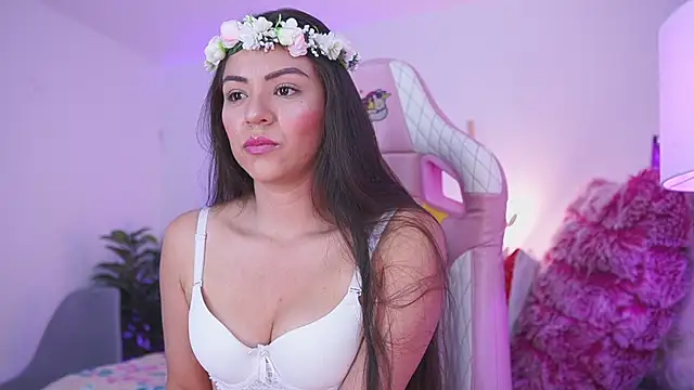 Snapshot of adamaria_1 chatting on February 8, 2025, 5:18 pm adamaria 1 online show from February 8, 2025, 5:18 pm