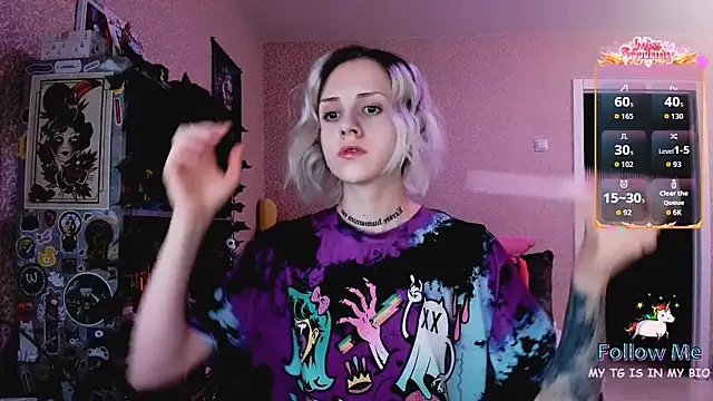 Snapshot of NaniMoore chatting on January 17, 2026, 9:07 pm NaniMoore online show from January 17, 2026, 9:07 pm