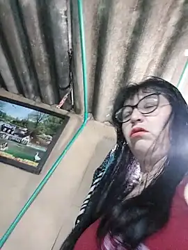 Snapshot of clarita_01 chatting on October 20, 2025, 11:33 am clarita 01 online show from October 20, 2025, 11:33 am