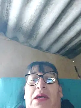 Snapshot of clarita_01 chatting on November 1, 2025, 11:26 am clarita 01 online show from November 1, 2025, 11:26 am