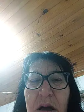 clarita 01 online show from May 13, 2026, 10:22 am