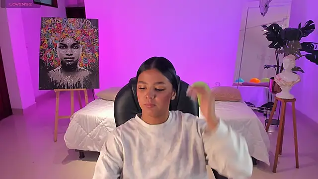 JANYLOVE   online show from November 15, 2025, 10:52 am