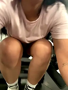 Snapshot of _vaness chatting on October 21, 2025, 6:02 am vaness online show from October 21, 2025, 6:02 am