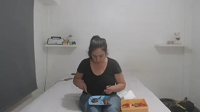 lulitasexy online show from March 22, 2026, 1:20 am