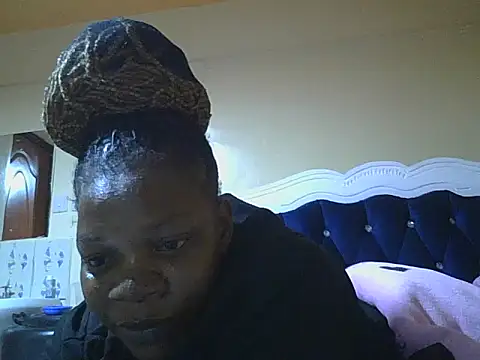 Snapshot of clakemmy250 chatting on December 7, 2024, 8:22 pm clakemmy250 online show from December 7, 2024, 8:22 pm