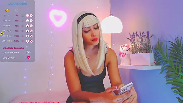 Snapshot of catalina__lovers chatting on February 26, 2025, 4:16 pm catalina lovers online show from February 26, 2025, 4:16 pm