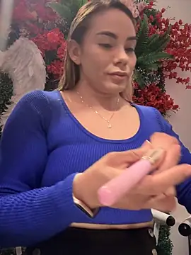 Sara Gomez online show from October 14, 2025, 1:39 am