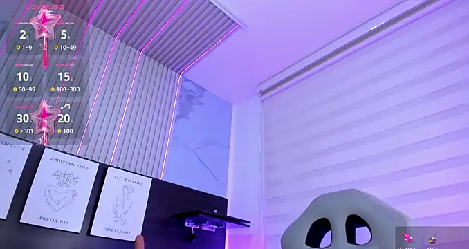 Violet spencer online show from December 1, 2025, 10:32 pm