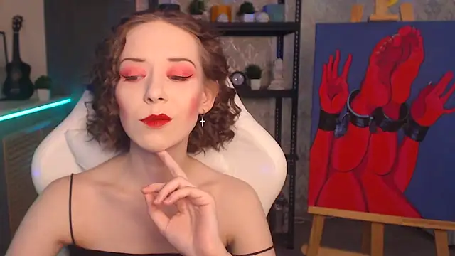 FascinatingEyess online show from November 9, 2025, 5:28 pm