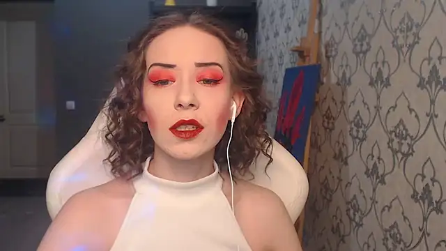FascinatingEyess online show from July 10, 2026, 8:31 pm