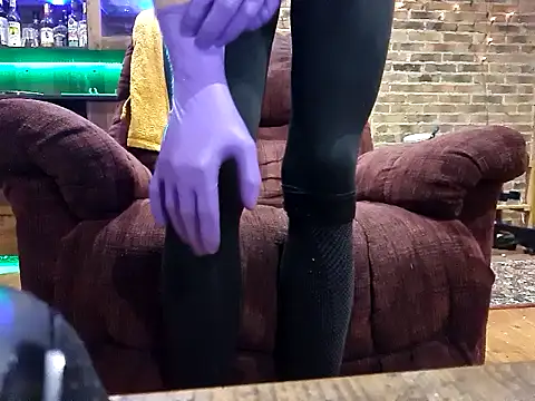 Snapshot of 4SOMEfckHOl chatting on November 26, 2025, 7:58 pm 4SOMEfckHOl online show from November 26, 2025, 7:58 pm