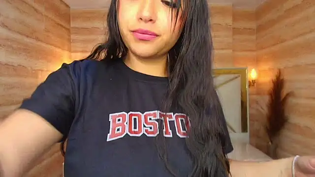 Snapshot of Dakotha_v_ chatting on February 5, 2026, 3:24 am Dakotha v online show from February 5, 2026, 3:24 am