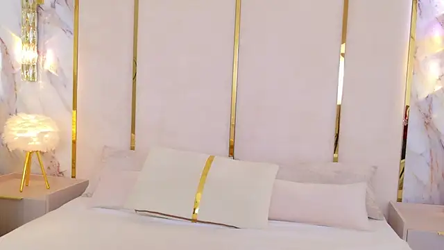 Snapshot of Jullia_Carter chatting on March 18, 2025, 12:39 pm Jullia Carter online show from March 18, 2025, 12:39 pm