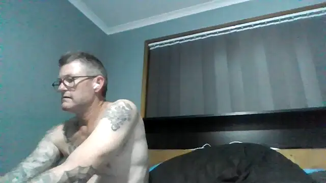 i do requests online show from April 19, 2026, 9:43 am