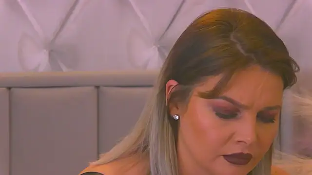 Snapshot of RissaRheys chatting on November 25, 2025, 6:52 pm RissaRheys online show from November 25, 2025, 6:52 pm