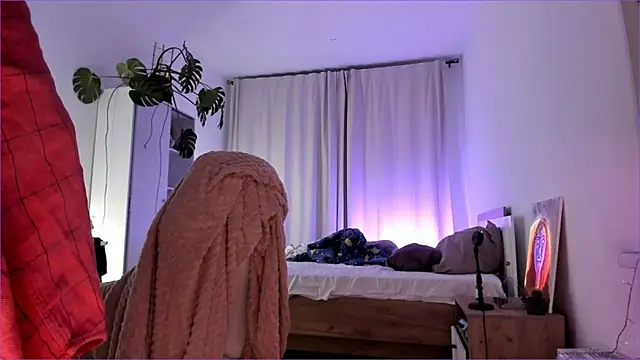 Viktoria Oliverr online show from December 20, 2025, 12:24 am