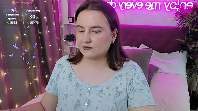 FeralPeach online show from January 7, 2026, 7:24 am