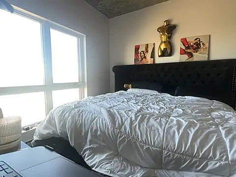 yourgoddessangela online show from May 20, 2026, 9:34 pm