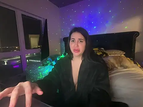 yourgoddessangela online show from May 11, 2026, 4:03 am