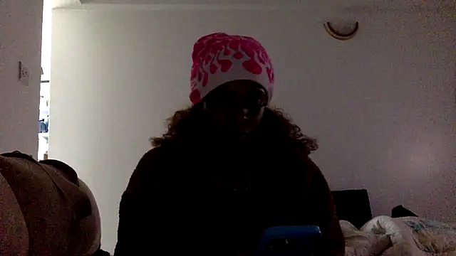 Snapshot of Rose_berry chatting on February 2, 2025, 5:42 am Rose berry online show from February 2, 2025, 5:42 am