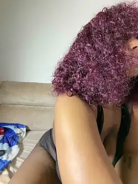 Rose berry online show from February 7, 2026, 5:04 am