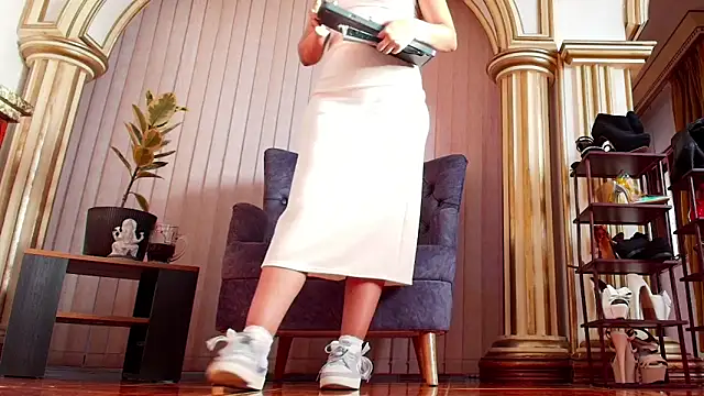 Snapshot of missmabelle chatting on May 24, 2026, 10:31 pm missmabelle online show from May 24, 2026, 10:31 pm