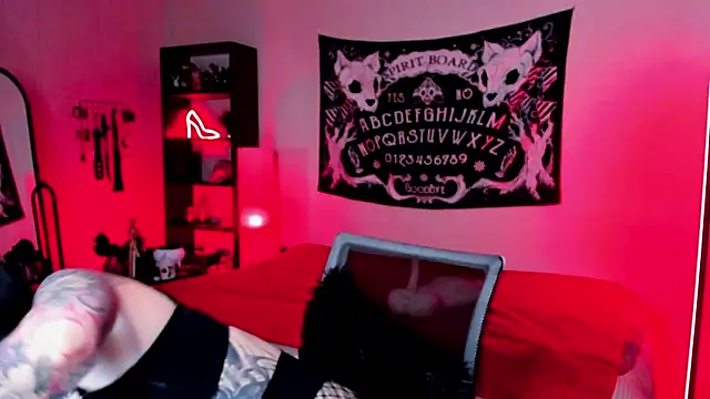 Magic Allie online show from February 28, 2026, 7:24 pm