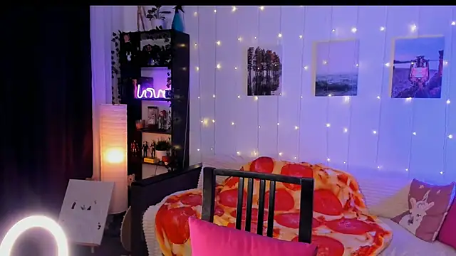 Magic Allie online show from November 30, 2025, 6:58 am