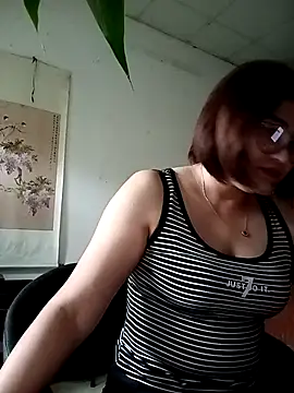 Rose DiDi online show from April 27, 2026, 6:55 am