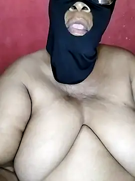 naughtygrannyXXX online show from November 21, 2025, 8:30 pm