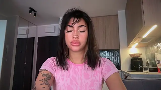 Marakuia054 online show from December 2, 2025, 7:54 am