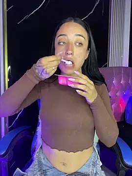 Ady 18 online show from December 5, 2025, 7:12 pm