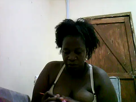 Snapshot of Sexy_valentine001 chatting on October 13, 2025, 9:38 pm Sexy valentine001 online show from October 13, 2025, 9:38 pm