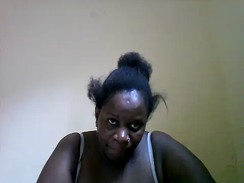 Snapshot of Sexy_valentine001 chatting on November 3, 2025, 4:17 am Sexy valentine001 online show from November 3, 2025, 4:17 am