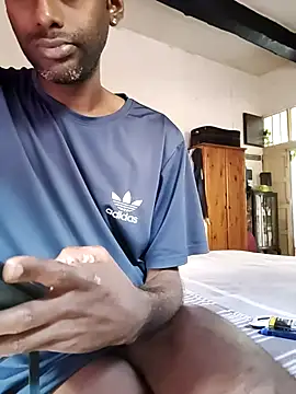 Snapshot of KeptupInosine chatting on November 21, 2025, 1:43 pm KeptupInosine online show from November 21, 2025, 1:43 pm