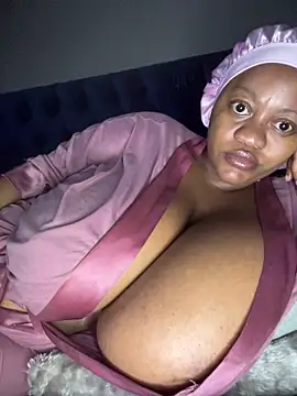 Snapshot of Chubbykarisma27 chatting on December 1, 2025, 8:21 pm Chubbykarisma27 online show from December 1, 2025, 8:21 pm