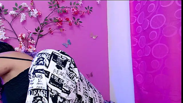Watagatapitusberry1 online show from March 17, 2025, 1:14 am