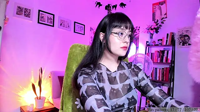 Conlosmichis online show from March 24, 2026, 11:27 pm