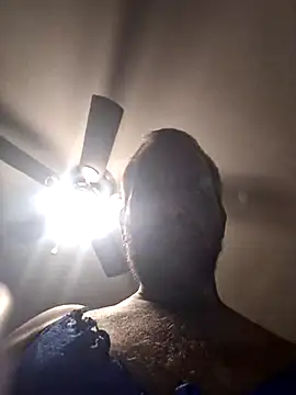 Snapshot of silkstroker6981 chatting on September 30, 2025, 7:03 am silkstroker6981 online show from September 30, 2025, 7:03 am