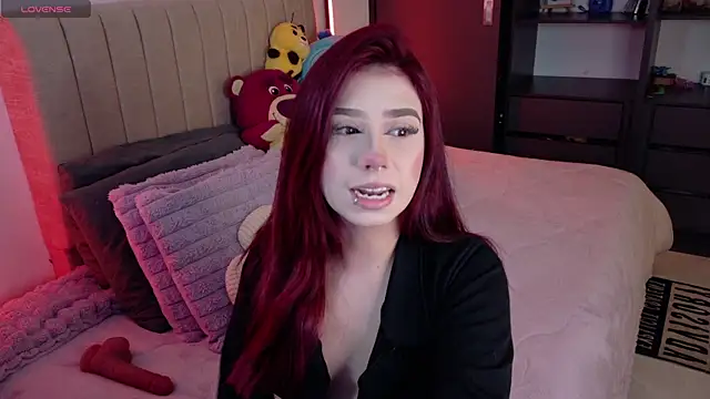 Snapshot of Your_rosalie chatting on July 18, 2026, 4:32 am Your rosalie online show from July 18, 2026, 4:32 am