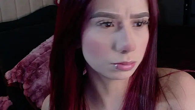 Snapshot of Your_rosalie chatting on May 16, 2026, 4:11 am Your rosalie online show from May 16, 2026, 4:11 am