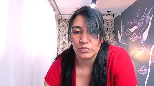 Snapshot of GiaFox_ chatting on March 21, 2025, 1:12 pm GiaFox online show from March 21, 2025, 1:12 pm