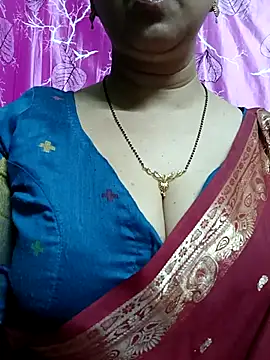 Rosy-B online show from March 2, 2025, 6:24 pm