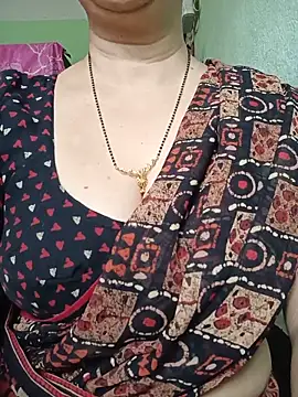Rosy-B online show from May 13, 2026, 9:49 am