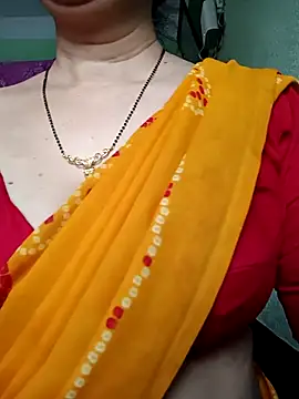 Rosy-B online show from May 11, 2026, 11:57 pm