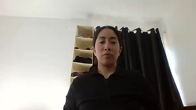 LorenaAnderson online show from March 4, 2025, 3:15 pm