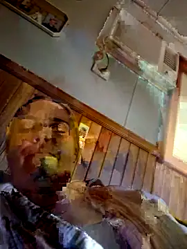 Snapshot of Off_the_Lesh chatting on February 4, 2026, 9:54 pm Off the Lesh online show from February 4, 2026, 9:54 pm